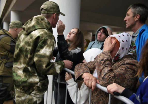 Синдром предчувствия: почему в обществе всё громче говорят о новой волне мобилизации и закрытии границ