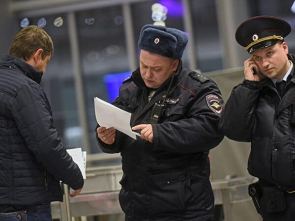 Праздник как фильтр. В Смоленске День города совпал с усиленными проверками документов